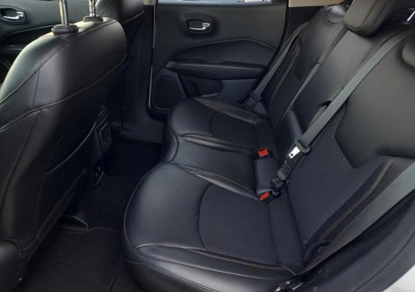 Jeep Compass cena 95900 przebieg: 119964, rok produkcji 2019 z Zielona Góra małe 211